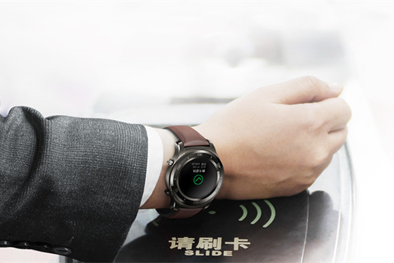 商务运动随行随心 高端人士选择PORSCHE DESIGN|HUAWEI Smartwatch评测