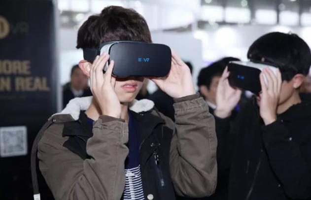 2019年AR/VR消费端大爆发？