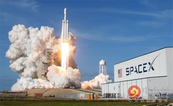 马斯克给上帝刷了火箭跟特斯拉，SpaceX未来将主宰太阳系？