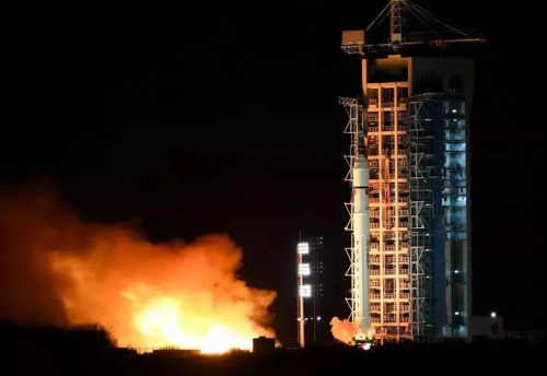 快看，中国首颗软件定义卫星“天智一号”发射成功啦！