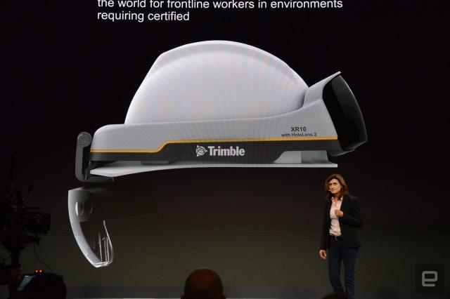 微软发布HoloLens 2混合现实设备，售价3500美元，可以按需定制