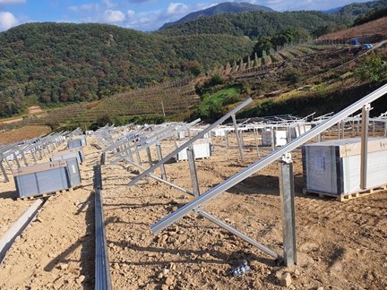 格瑞士韩国3.4MW地面支架工程