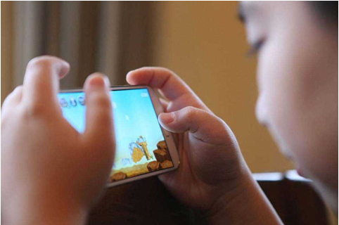 杜绝手机成瘾，入手TCL X9 8K QLED TV让家长与孩子关系更亲近