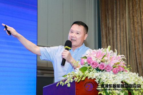 5G+灯杆助力新基建产业论坛8月28日浦东成功召开