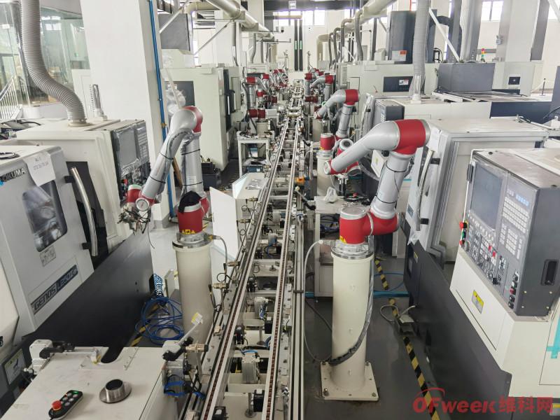 1-2月我国工业机器人累计产量4.54万台（套）