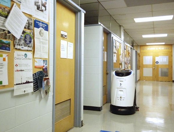 开学季！新国大、港科大、人大校园清洁都在用高仙机器人