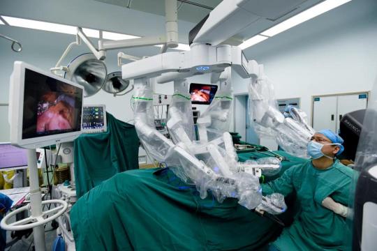 借助达芬奇手术机器人 肿瘤外科治疗进入超精准时代