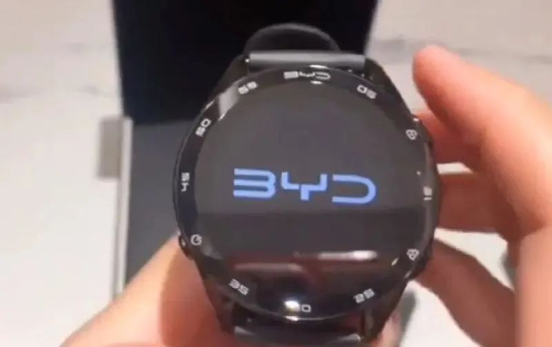 比亚迪"跨界"做智能手表，替代车钥匙+运动手环，4月上市