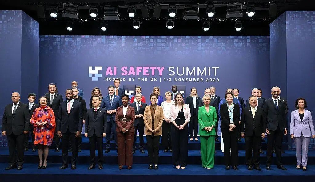 罕见！全球一致通过AI安全宣言，中国代表表态，AI的好日子要到头了？
